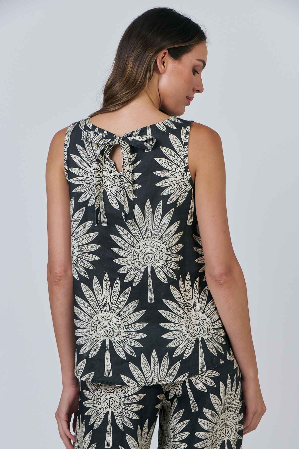 Naturals by O & J GA506 Date Palm Top