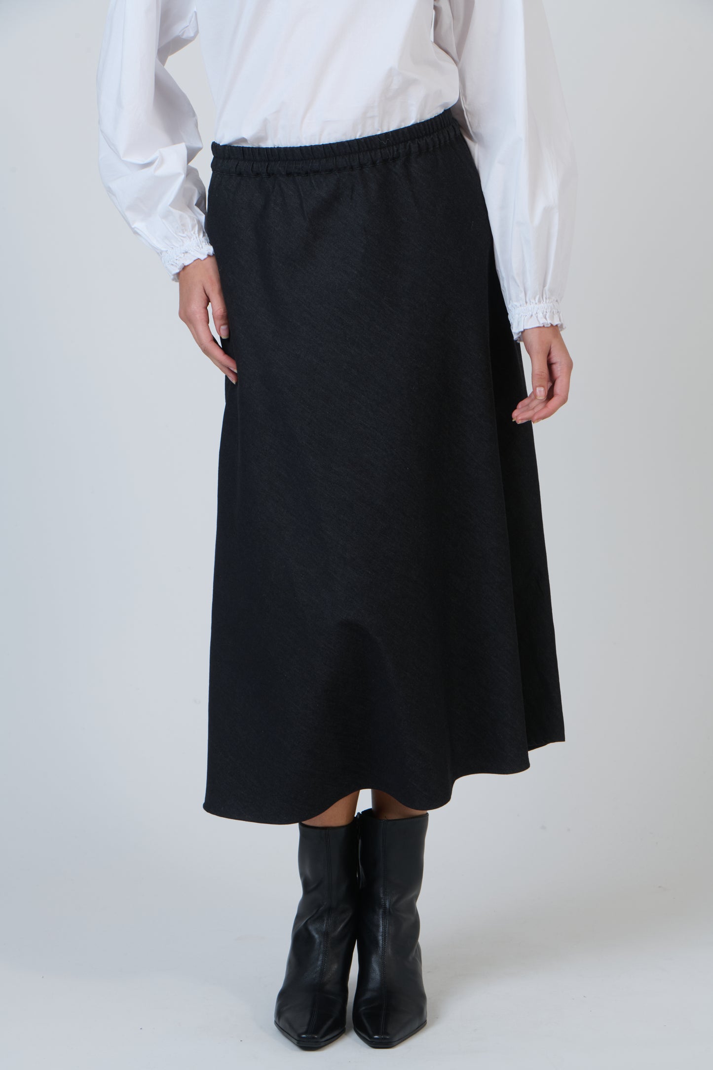 Naturals by O & J GA299 Ladies Skirt in Bikie