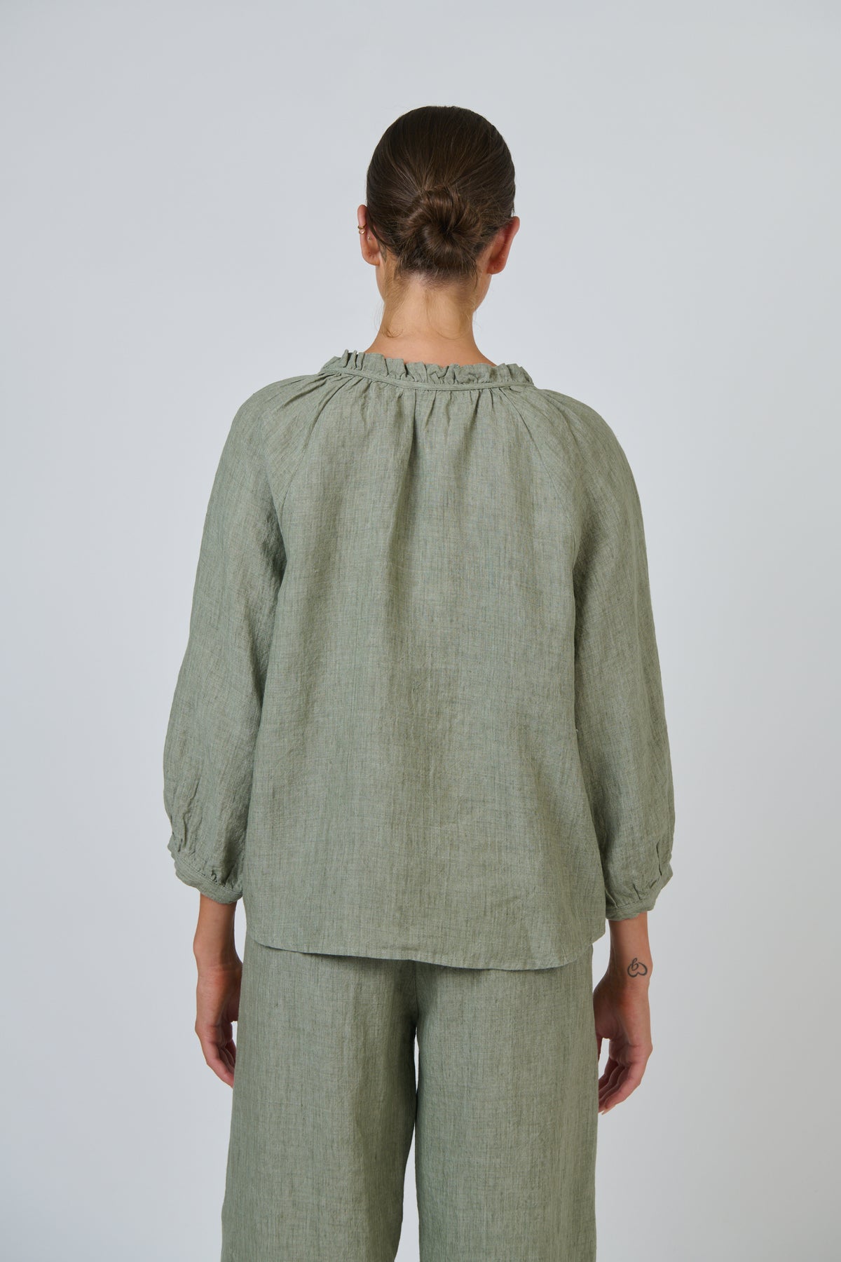 Naturals by O & J - Ana Linen Top