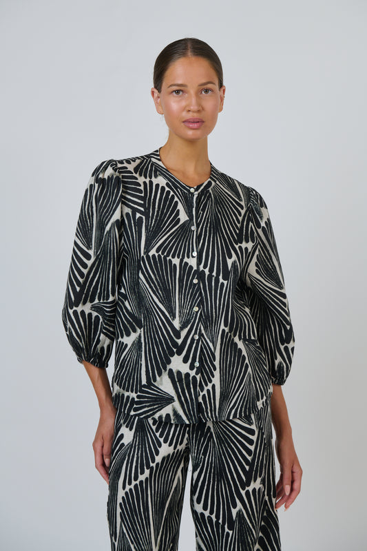 Naturals by O & J - Lou Linen Top