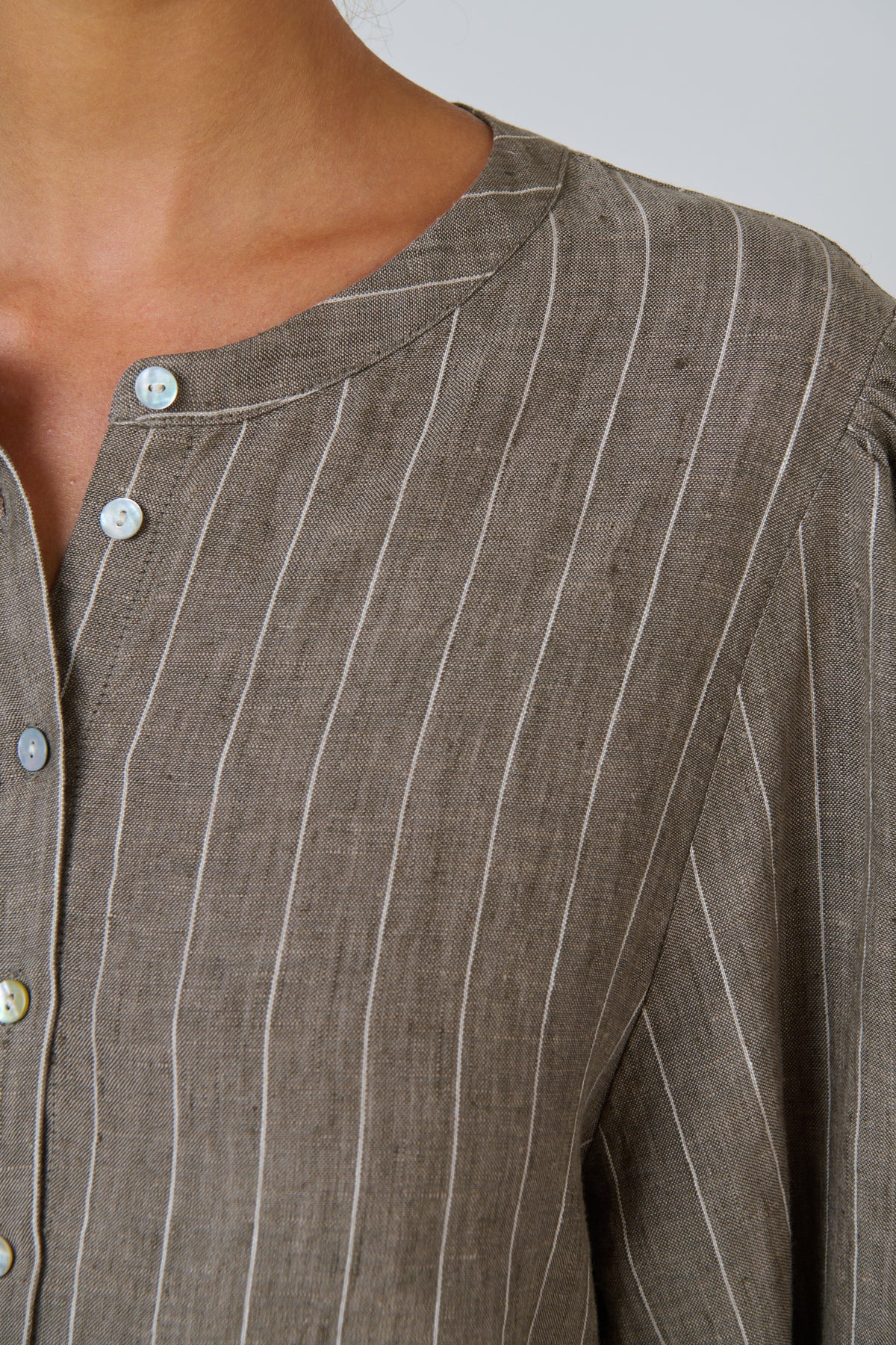 Naturals by O & J - Lucy Linen Top