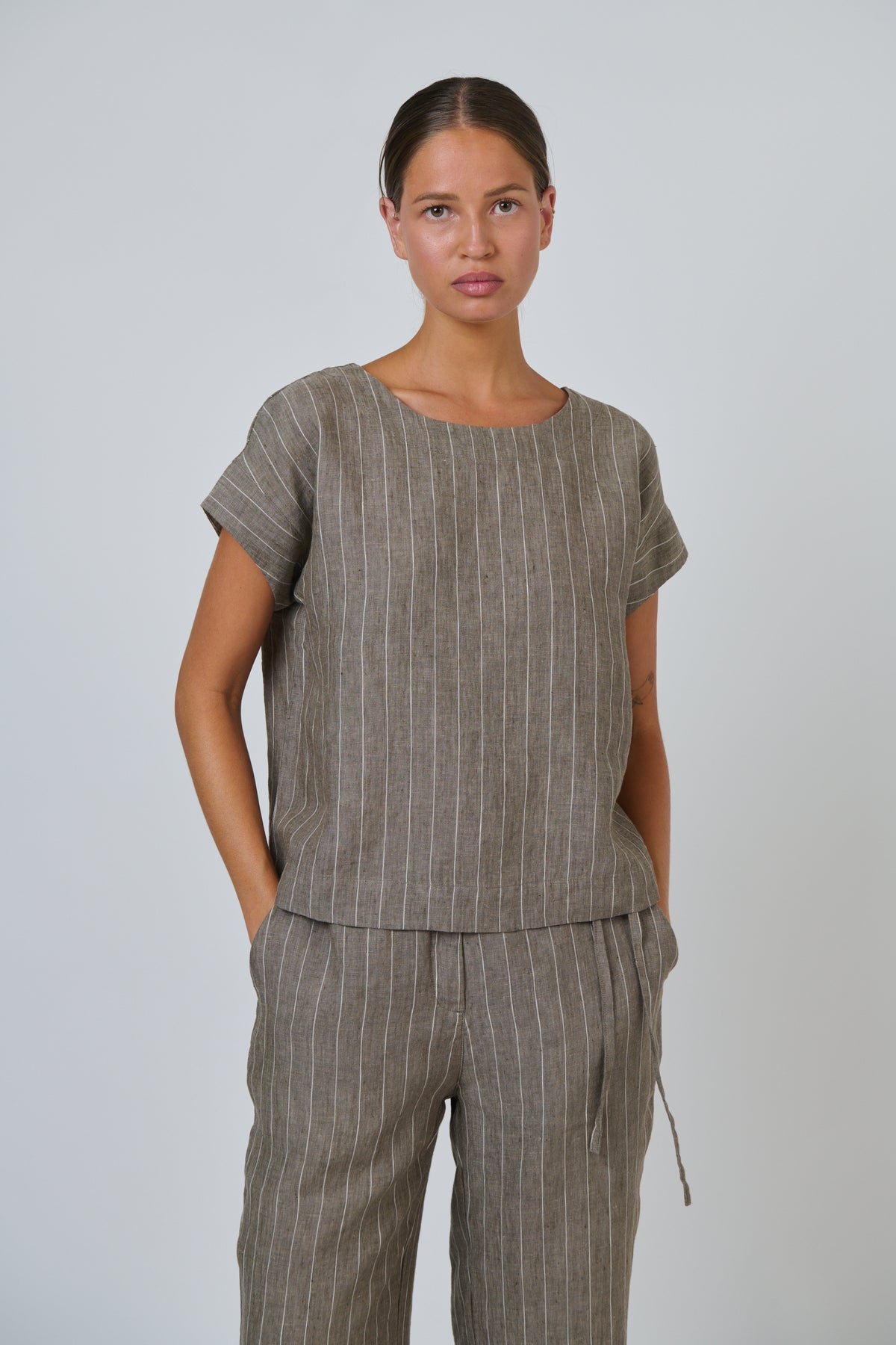 Naturals by O & J - Nala Linen Top