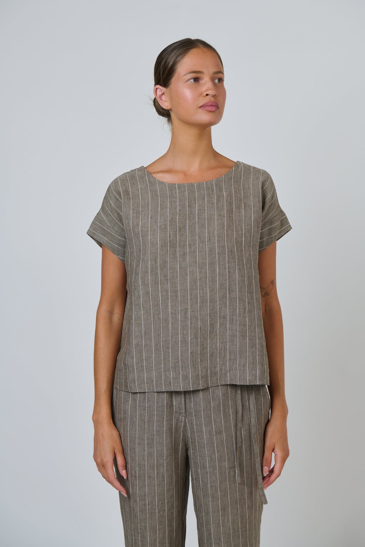 Naturals by O & J - Nala Linen Top