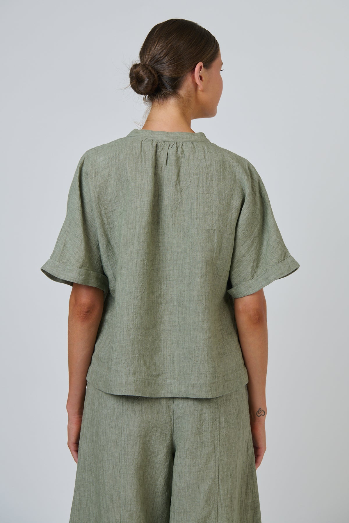 Naturals by O & J - Margo Linen Top
