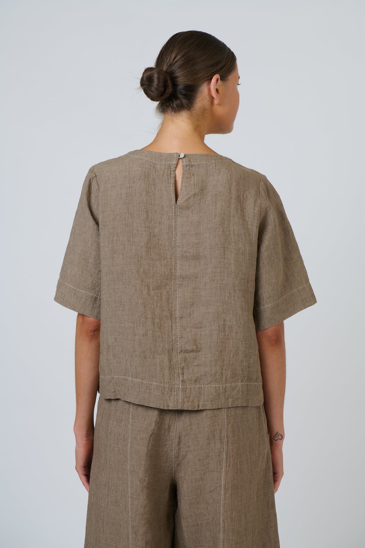 Naturals by O & J - Skye Linen Top