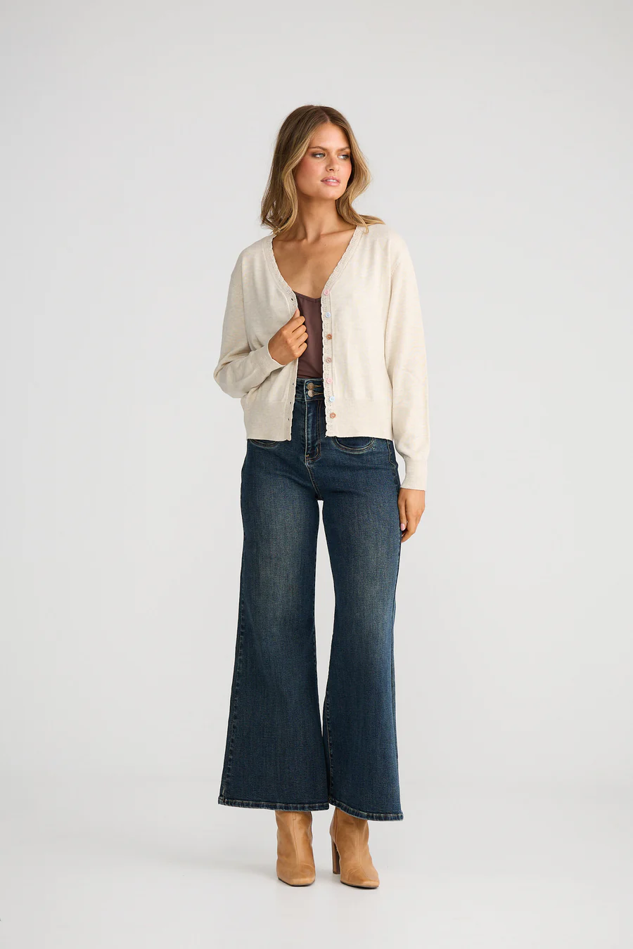 Talisman Charlotte Cardi in Chalk