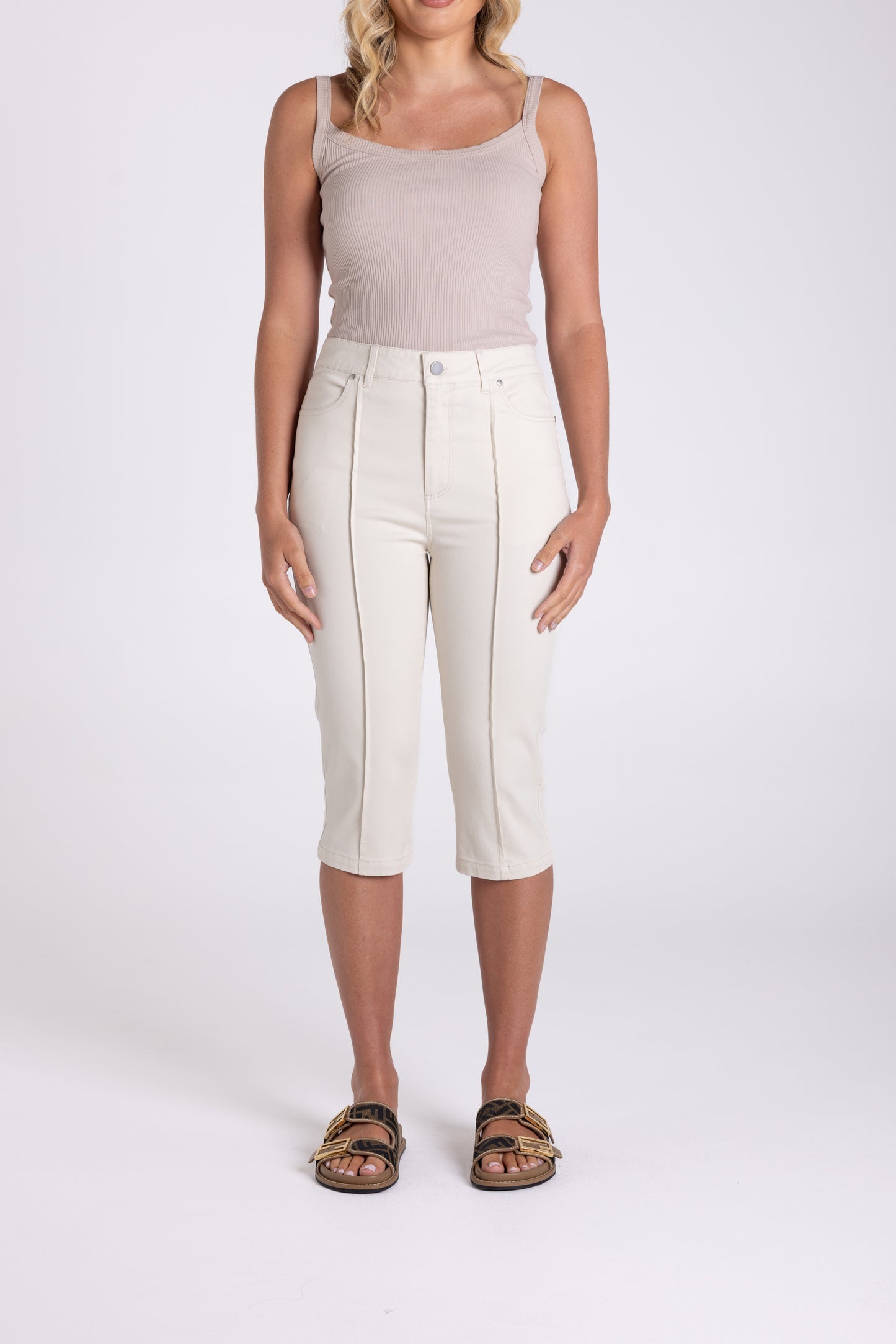 Two T's Sateen Capri Pant