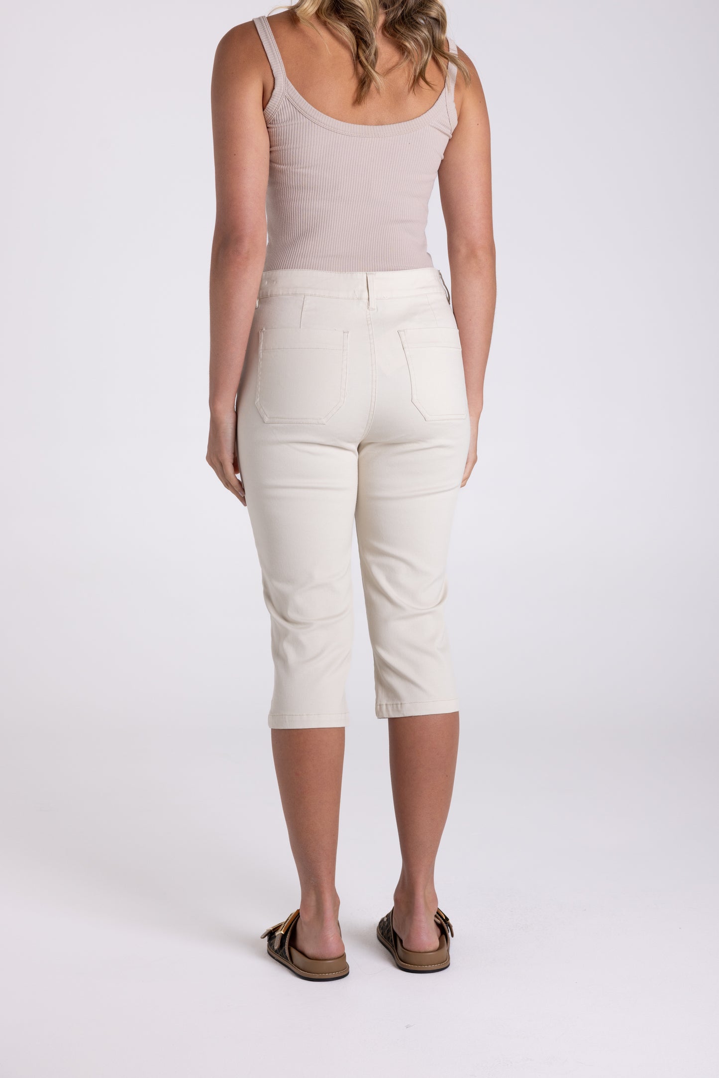 Two T's Sateen Capri Pant