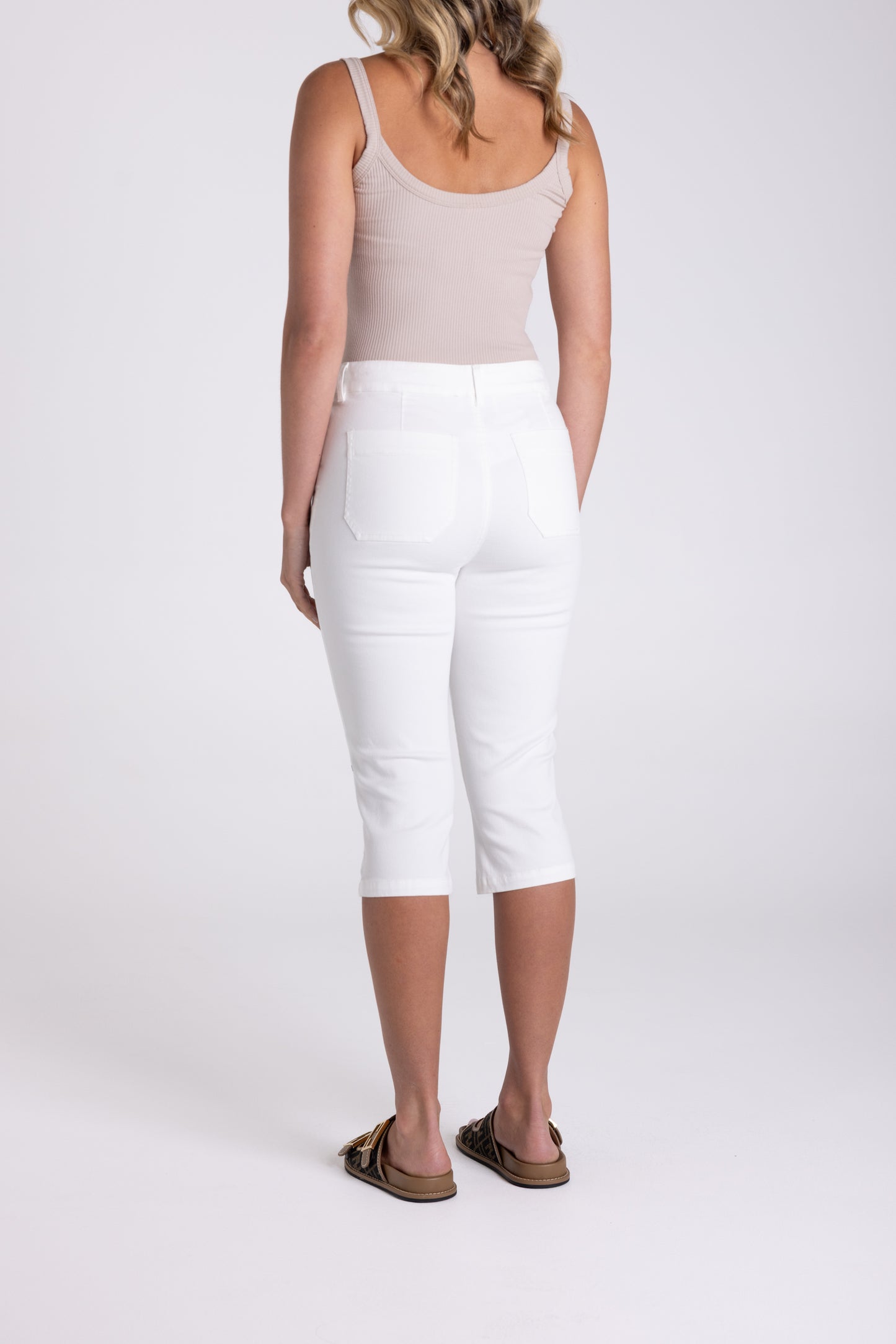 Two T's Sateen Capri Pant