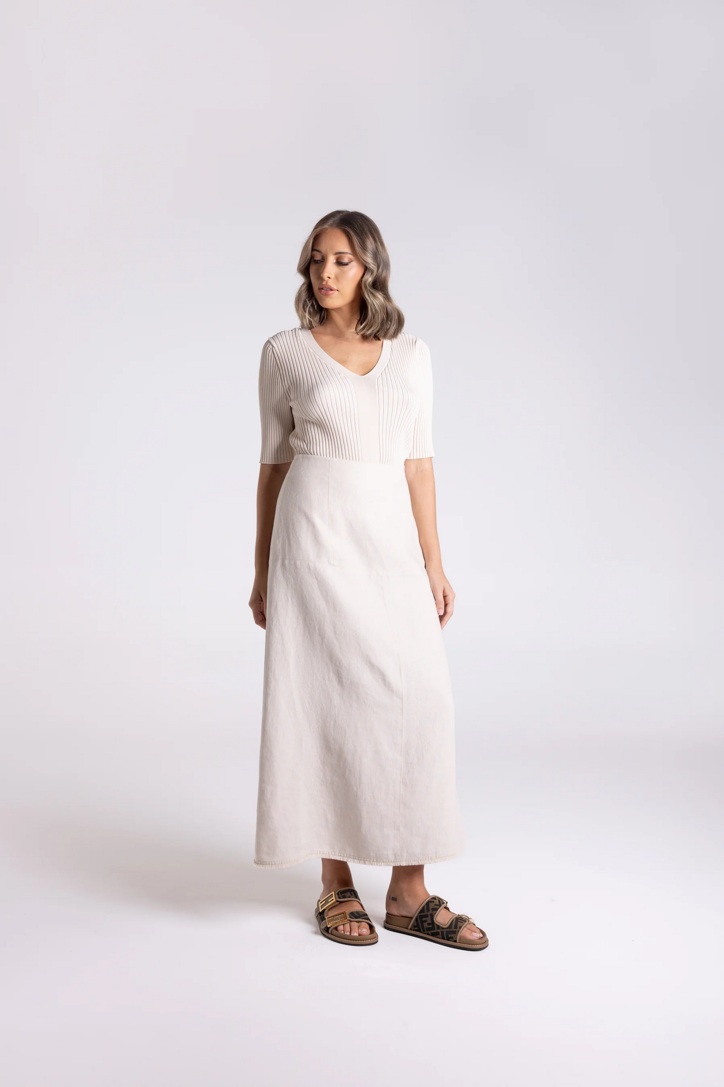 Two T's Linen Tweed Midi Skirt in Natural