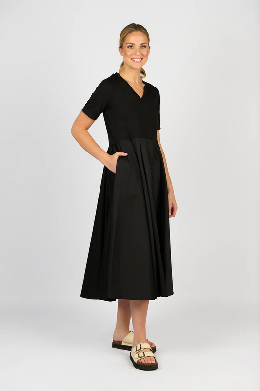 Vassalli T-Shirt Dress Black