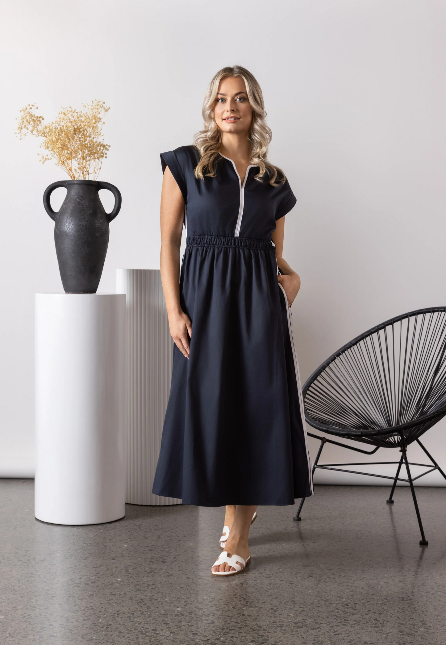Vassalli V-Neck-Shirred Dress Ink/White