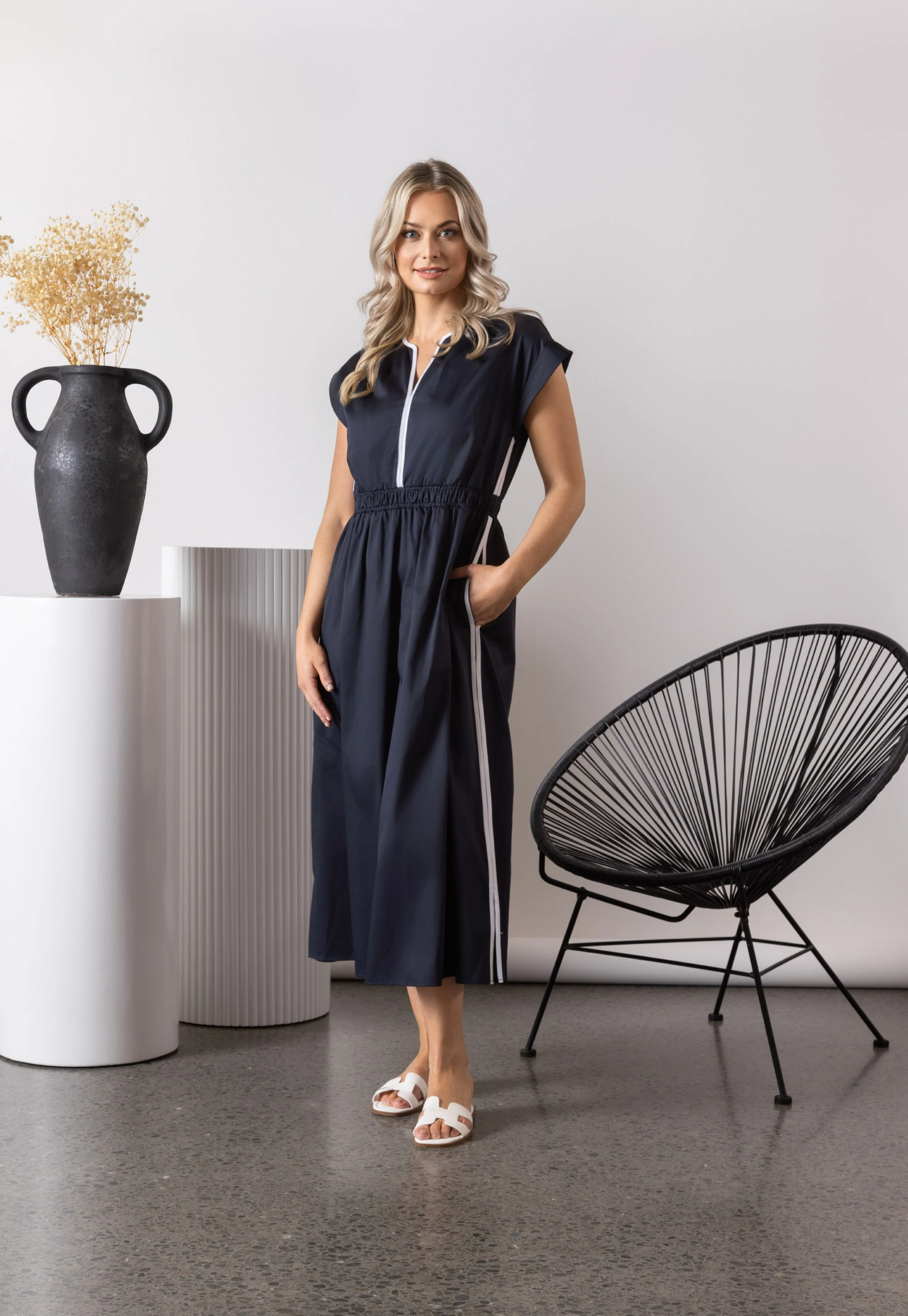 Vassalli V-Neck-Shirred Dress Ink/White