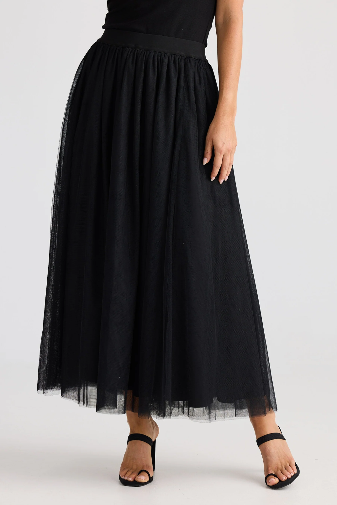 Carrie Skirt in Black